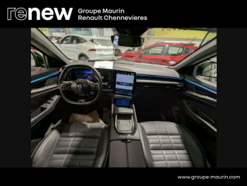 Photo 13 du bon plan RENAULT Austral 1.2 E-Tech full hybrid 200ch Iconic occasion à 30991 €