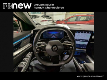 Photo 14 du bon plan RENAULT Austral 1.2 E-Tech full hybrid 200ch Iconic occasion à 30991 €