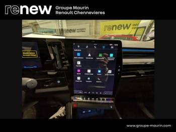 Photo 23 du bon plan RENAULT Austral 1.2 E-Tech full hybrid 200ch Iconic occasion à 30991 €
