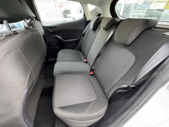 Photo 24 du bon plan FORD Fiesta 1.1 75ch Cool & Connect 5p occasion à 12300 €