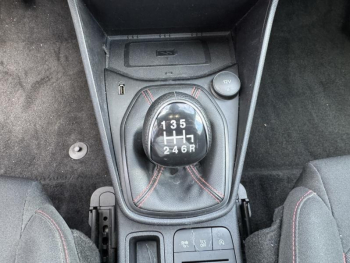 Photo 19 du bon plan FORD Fiesta 1.0 Flexifuel 95ch ST-Line 5p occasion à 17690 €