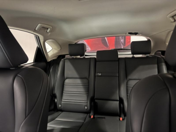 Photo 19 du bon plan LEXUS NX 300h 2WD Pack Business Euro6d-T occasion à 26490 €