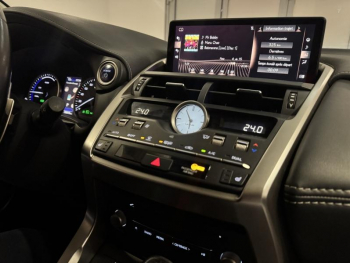 Photo 21 du bon plan LEXUS NX 300h 2WD Pack Business Euro6d-T occasion à 26490 €