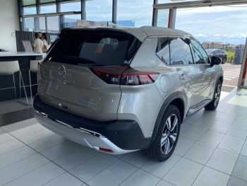 Photo 2 du bon plan NISSAN X-Trail e-4orce 213ch Tekna 7 places occasion à 36490 €