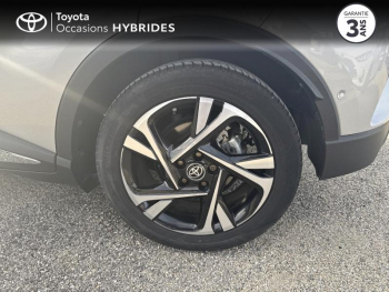 Photo 16 du bon plan TOYOTA C-HR 184h Collection 2WD E-CVT MY22 occasion à 26989 €