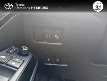Photo 20 du bon plan TOYOTA C-HR 184h Collection 2WD E-CVT MY22 occasion à 26989 €