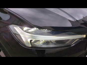 Photo 18 du bon plan VOLVO XC60 T6 Hybride Rechargeable 350ch Ultra Style Dark Geartronic 8 AWD occasion à 59990 €