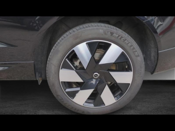 Photo 20 du bon plan VOLVO XC60 T6 Hybride Rechargeable 350ch Ultra Style Dark Geartronic 8 AWD occasion à 59990 €