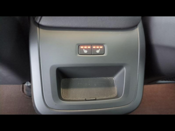 Photo 21 du bon plan VOLVO XC60 T6 Hybride Rechargeable 350ch Ultra Style Dark Geartronic 8 AWD occasion à 59990 €