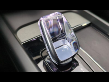 Photo 26 du bon plan VOLVO XC60 T6 Hybride Rechargeable 350ch Ultra Style Dark Geartronic 8 AWD occasion à 59990 €