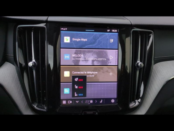 Photo 34 du bon plan VOLVO XC60 T6 Hybride Rechargeable 350ch Ultra Style Dark Geartronic 8 AWD occasion à 59990 €