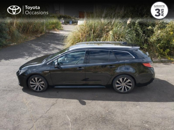 Photo 3 du bon plan TOYOTA Corolla Touring Spt 1.8 140ch Design MY23 occasion à 27960 €