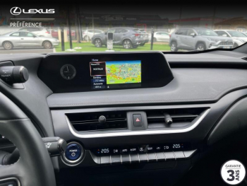 Photo 14 du bon plan LEXUS UX 250h 2WD Pack Confort Business + Stage Hybrid Academy MY21 occasion à 19990 €