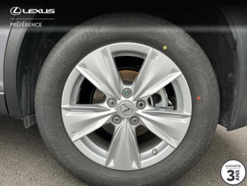 Photo 16 du bon plan LEXUS UX 250h 2WD Pack Confort Business + Stage Hybrid Academy MY21 occasion à 19990 €