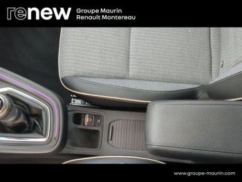 Photo 34 du bon plan RENAULT Clio 1.0 TCe 90ch Techno occasion à 15990 €