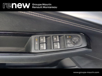 Photo 25 du bon plan RENAULT Austral 1.2 E-Tech full hybrid 200ch Techno esprit Alpine occasion à 27990 €