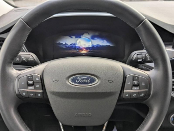 Photo 16 du bon plan FORD Kuga 2.5 Duratec 190ch FHEV E85 Titanium BVA occasion à 24990 €