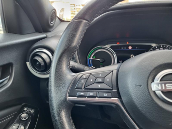 Photo 13 du bon plan NISSAN Juke 1.6 Hybrid 143ch PremiÃ¨re Edition occasion à 23490 €