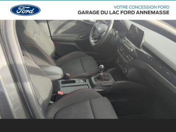 Photo 21 du bon plan FORD Focus 1.0 EcoBoost 125ch ST-Line occasion à 18990 €