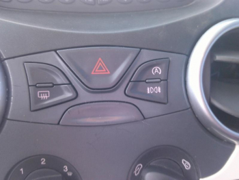 Photo 6 du bon plan FORD Ka 1.2 69ch Stop&Start Titanium occasion à 6950 €