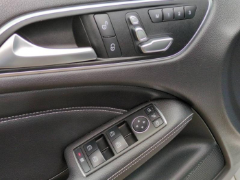 Photo 20 du bon plan MERCEDES-BENZ Classe B 220 d 177ch Sensation 7G-DCT occasion à 13990 €