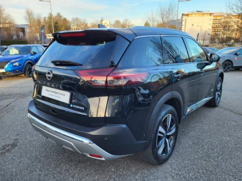 Photo 16 du bon plan NISSAN X-Trail e-4orce 213ch Tekna 7 places occasion à 35990 €