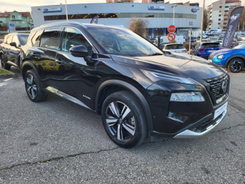 Photo 18 du bon plan NISSAN X-Trail e-4orce 213ch Tekna 7 places occasion à 35990 €