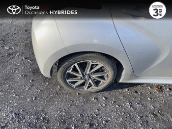 Photo 16 du bon plan TOYOTA Yaris 116h Design 5p MY22 occasion à 16990 €