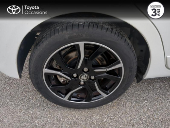 Photo 16 du bon plan TOYOTA Yaris 110 VVT-i Collection 5p occasion à 13290 €