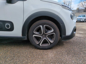 Photo 7 du bon plan CITROEN C3 1.2 PureTech 110ch S&S Shine occasion à 7990 €