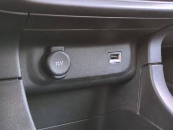 Photo 20 du bon plan CITROEN C3 1.2 PureTech 110ch S&S Shine occasion à 7990 €