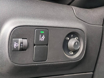 Photo 27 du bon plan CITROEN C3 1.2 PureTech 110ch S&S Shine occasion à 7990 €