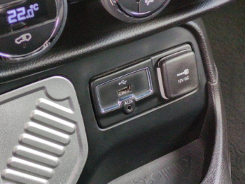 Photo 22 du bon plan JEEP Renegade 1.6 MultiJet S&S 120ch Brooklyn Edition occasion à 11990 €