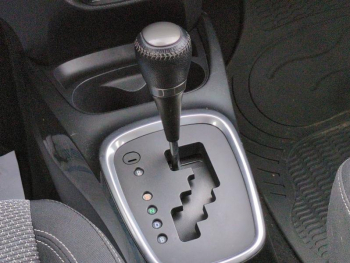 Photo 19 du bon plan TOYOTA Yaris HSD 100h Dynamic 5p occasion à 11800 €