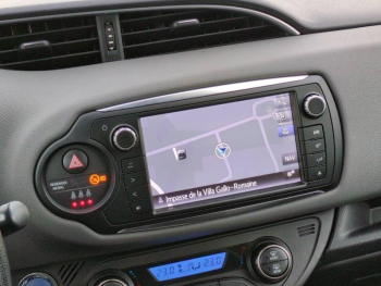 Photo 20 du bon plan TOYOTA Yaris HSD 100h Dynamic 5p occasion à 11800 €