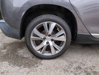 Photo 16 du bon plan PEUGEOT 2008 1.2 PureTech 110ch FÃ©line Titane S&S occasion à 5990 €