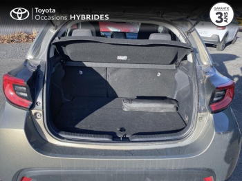 Photo 10 du bon plan TOYOTA Yaris 116h Design 5p MY22 occasion à 21980 €