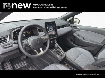 Photo 10 du bon plan RENAULT Clio 1.6 E-Tech 145ch full hybrid Techno - 25 occasion à 21979 €