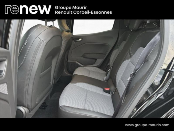 Photo 12 du bon plan RENAULT Clio 1.6 E-Tech 145ch full hybrid Techno - 25 occasion à 21979 €