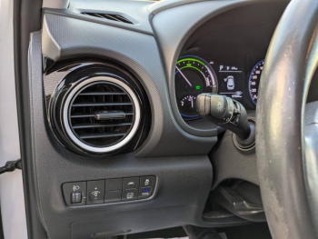 Photo 8 du bon plan HYUNDAI Kona 1.6 GDi 141ch Hybrid Executive DCT-6 occasion à 16900 €