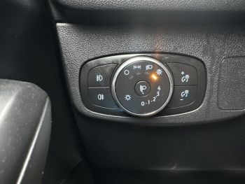 Photo 19 du bon plan FORD Focus 1.0 Flexifuel mHEV 125ch ST-Line X occasion à 21990 €