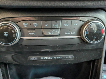 Photo 16 du bon plan FORD Puma 1.0 EcoBoost 125ch ST-Line DCT7 6cv occasion à 17489 €