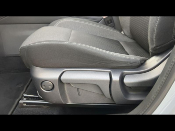 Photo 24 du bon plan NISSAN Qashqai 1.3 Mild Hybrid 158ch N-Connecta Xtronic occasion à 21990 €