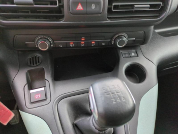 Photo 8 du bon plan CITROEN Berlingo PureTech 110ch Feel S&S occasion à 12990 €