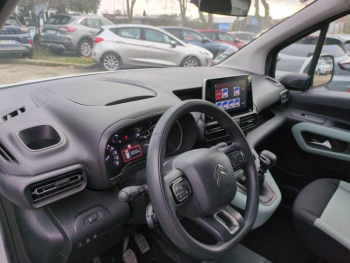 Photo 11 du bon plan CITROEN Berlingo PureTech 110ch Feel S&S occasion à 12990 €