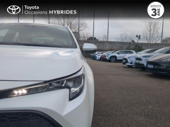 Photo 20 du bon plan TOYOTA Corolla 122h Dynamic MY22 occasion à 18490 €