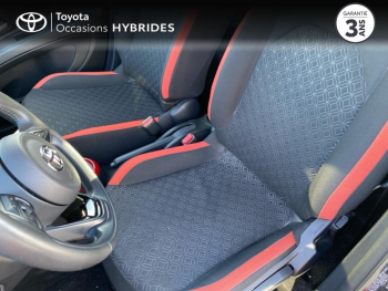 Photo 11 du bon plan TOYOTA Aygo X 1.0 VVT-i 72ch Design S-CVT occasion à 15490 €
