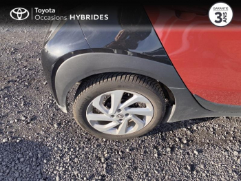 Photo 16 du bon plan TOYOTA Aygo X 1.0 VVT-i 72ch Design S-CVT occasion à 15490 €