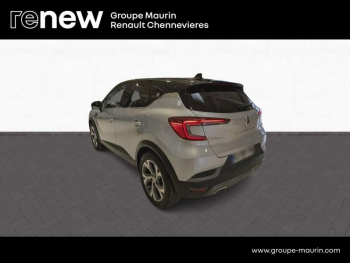 Photo 7 du bon plan RENAULT Captur 1.6 E-Tech hybride 145ch RS Line -21 occasion à 21990 €