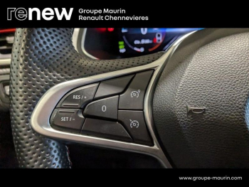 Photo 15 du bon plan RENAULT Captur 1.6 E-Tech hybride 145ch RS Line -21 occasion à 21990 €